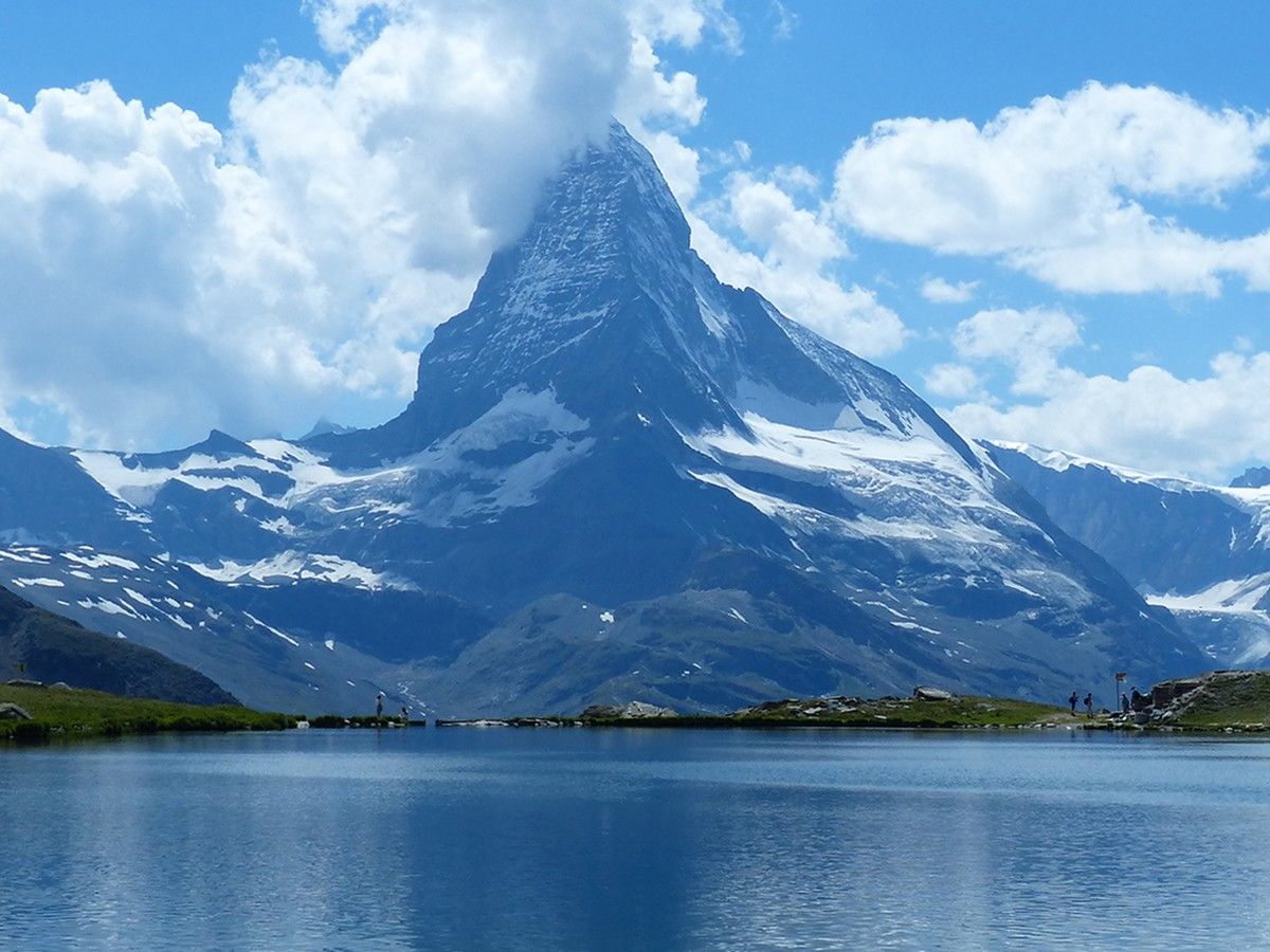 'She is a survivor': Squamish mountain runner missing on the Matterhorn