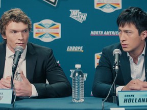 Connor Storrie (l) and Hudson Williams