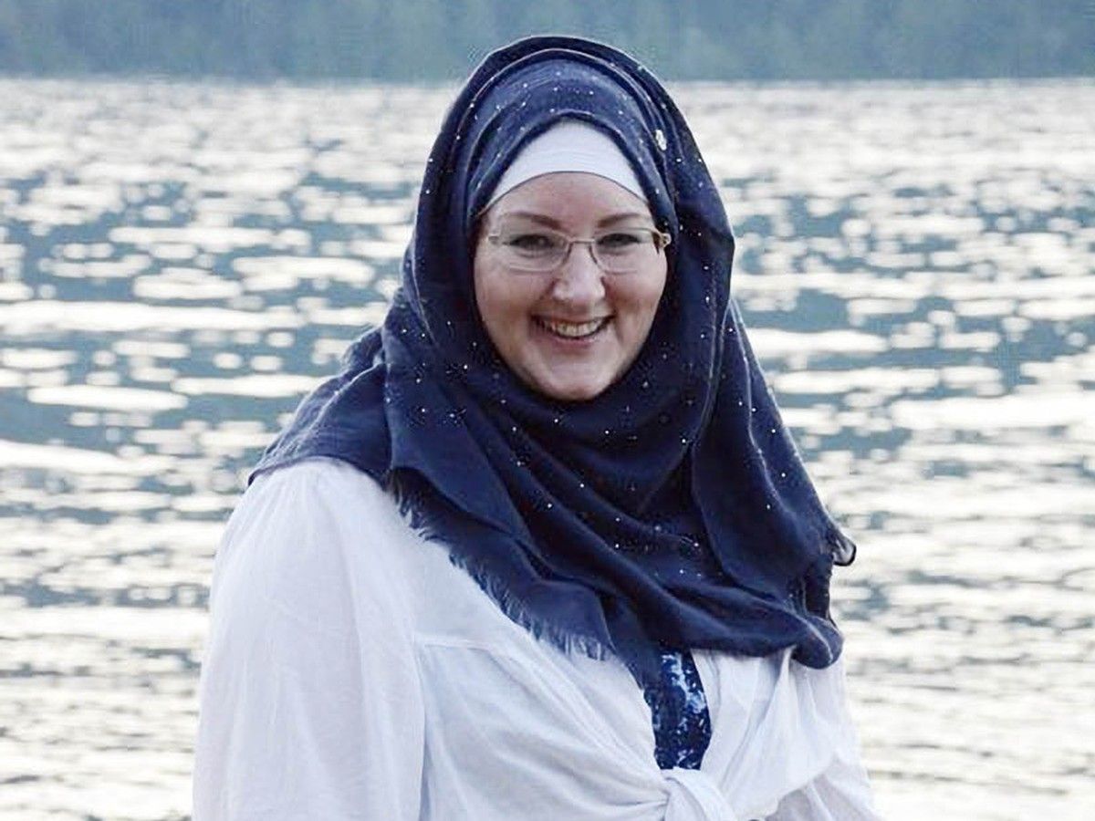 Squamish woman who wed ISIS fighter pleads guilty in B.C. to terrorism charge