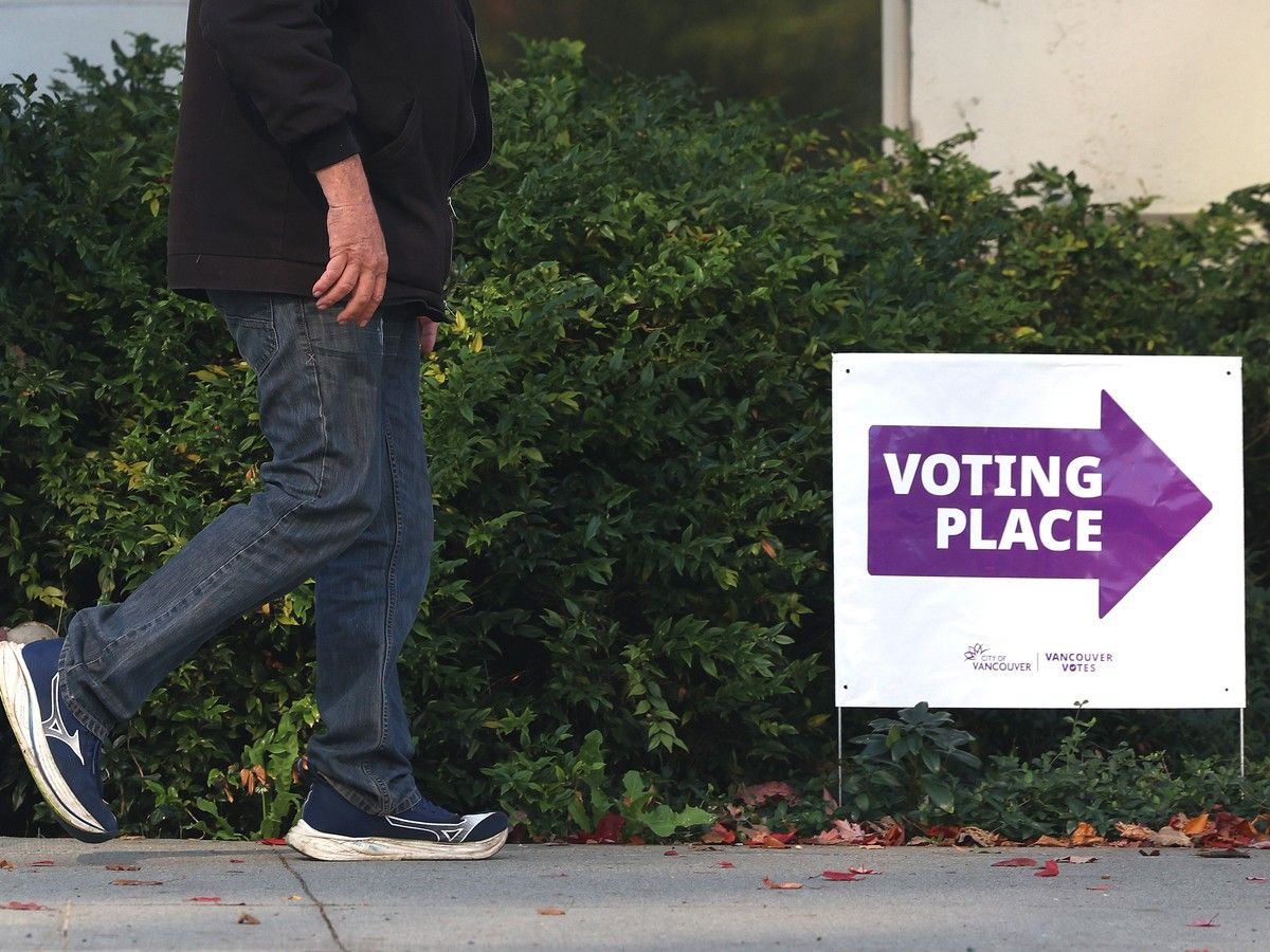Advance voting
