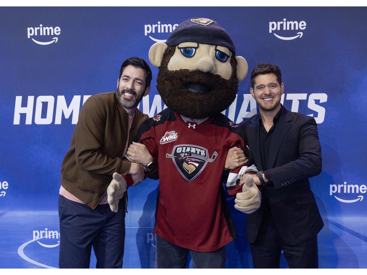 Drew Scott and Michael Bublé