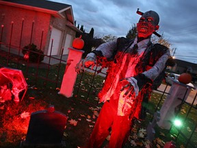 WINDSOR, ONT.: OCTOBER 31, 2010. -- One of many ornaments on David Tonial's front lawn is photographed during halloween in Windsor on Sunday, October 31, 2010.         (TYLER BROWNBRIDGE / The Windsor Star)