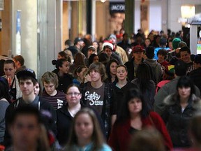 Large crowds filled Devonshire Mall for Boxing Day deals, Monday, Dec. 26, 2011. (DAX MELMER / The Windsor Star)