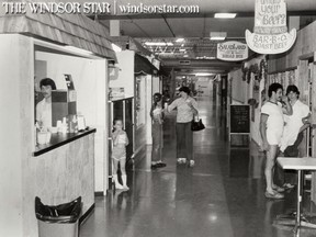 WINDSOR,Ont.-June 25/1980-Shoppers at the Market Place on Tecumseh rd near Pillette rd.  The Market Place features 25 food boutiques. (The Windsor Star-Stan Andrews)