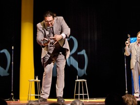 Penn & Teller in a 2011 performance.