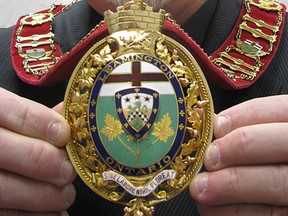 Leamington Mayor John Paterson holds chain of office.