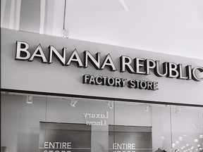 banana-republic-factory