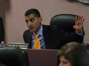 Windsor Mayor Eddie Francis speaks at City Hall's council meeting on Aug. 27, 2012. (Jason Kryk / The Windsor Star)