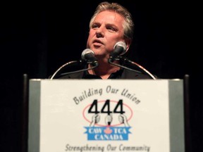 Ken Lewenza, national president of CAW, speaks to Chrysler workers at the Colosseum at Caesars Windsor in this 2012 file photo.  (DAX MELMER/The Windsor Star)