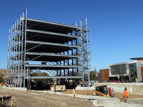 Construction continues on the University of Windsor parking garage on Sunset Avenue in Windsor, Ont. on Wednesday, November 7, 2012.  (JASON KRYK/ The Windsor Star)