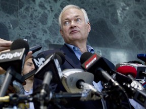 Donald Fehr, executive director of the NHPLA, speaks with the press following talks with the NHL in Toronto in late Auguest. (THE CANADIAN PRESS/Chris Young)