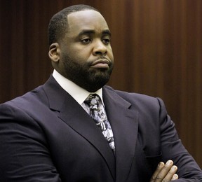 Former Detroit Mayor Kwame Kilpatrick appears in Wayne County Circuit Court for his sentencing October 28, 2008 in Detroit (Getty Images files)