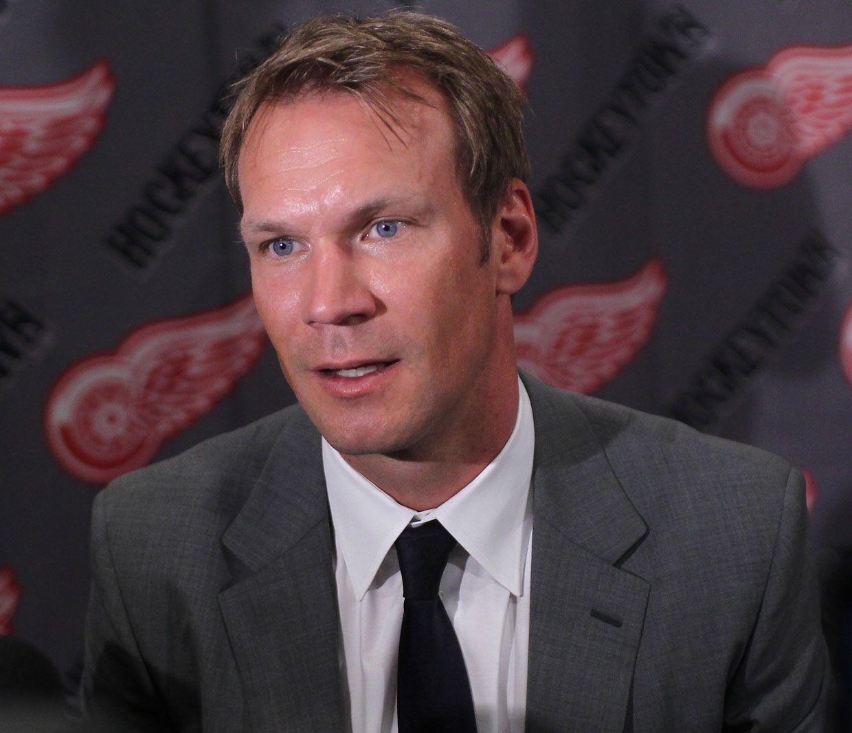 Duff: Wings pay tribute to Lidstrom
