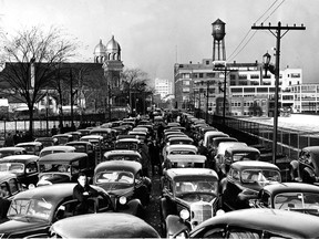Hundreds of cars form a barricade around the strike-bound Ford Motor Company plant on Riverside Drive on Nov. 6, 1945. (FILES/The Windsor Star)