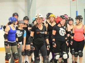 Windsor Star fitness reporter Kelly Steele skates with the Border City Brawlers at Adie Knox Arena. (JASON KRYK/The Windsor Star)