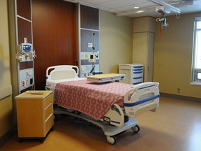 Patients are dying while hooked up to machines, tubes and monitors because doctors aren't taking the time to talk to them about what care they would or would not want at the end of life, according to a new physicians guide. (Bruce Edwards/Postmedia News)