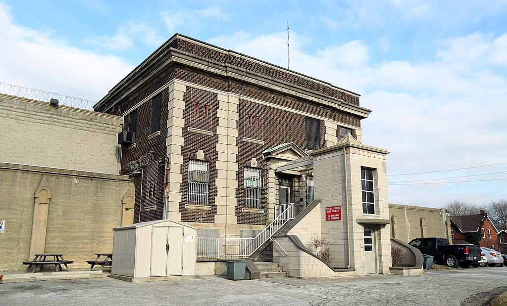 Woman jailed for dealing drugs while behind bars Windsor Star