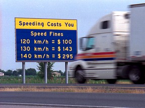A sign on Highway 401 warns drivers about speeding (Windsor Star file photo)