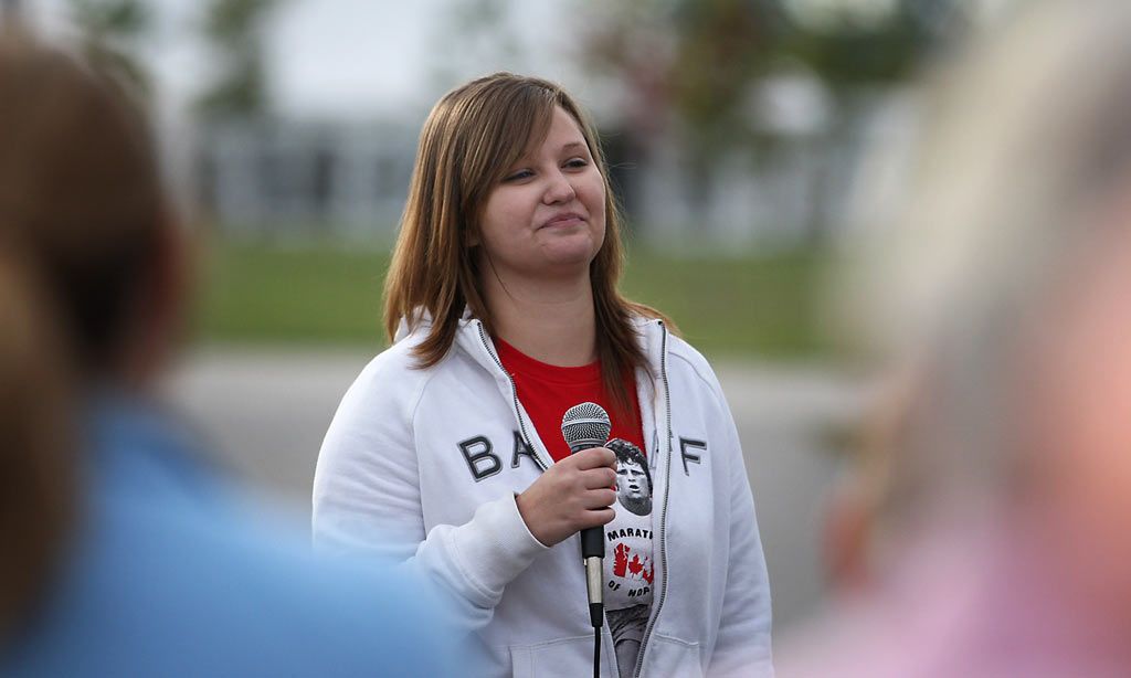 Cancer Survivor Inspires At Terry Fox Run Windsor Star 