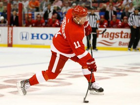 Former Senators captain Daniel Alfredsson will host his former teammates Wednesday when Ottawa plays the Red Wings in Detroit. (Gregory Shamus/Getty Images)