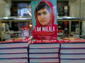 An autobiography by Pakistani schoolgirl Malala Yousafzai, entitled 'I am Malala' is pictured in a book store in London, on October 8, 2013. (AFP Photo / Andrew Cowie)