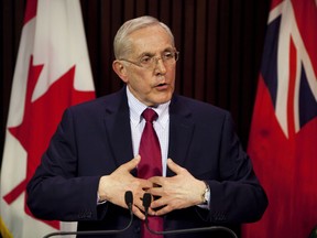 File photo of Liberal Energy Minister Bob Chiarelli. (THE CANADIAN PRESS/Matthew Sherwood)