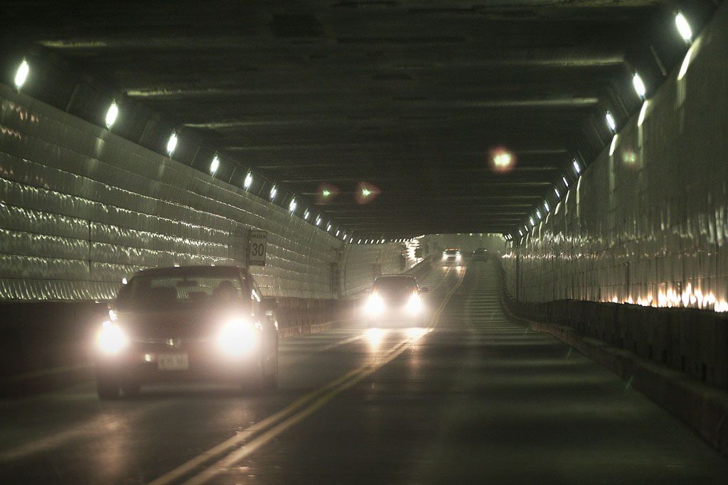 DetroitWindsor tunnel construction work limited to night hours