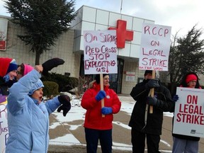 Striking Red Cross workers in Windsor on Dec. 11, 2013. (TwitPic: Nick Brancaccio/The Windsor Star)