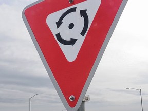 File photo of a sign for a roundabout. (Windsor Star files)