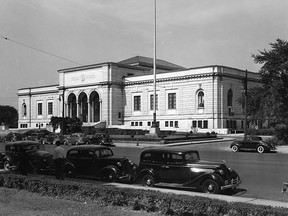 The entrance to the Detroit Institute of Arts is pictured in this 1939 file photo. (FILES/The Windsor Star)