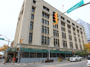 The federal government needs to make the necessary repairs to the crumbling Paul Martin Building, then honour the deal it made with the city and university.
