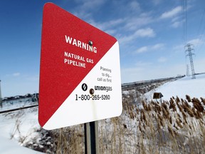 A sign marks the location of a Union Gas pipeline in Lakeshore on Tuesday, February 18, 2014. Union Gas is planning to replace the aging line.               (TYLER BROWNBRIDGE/The Windsor Star)