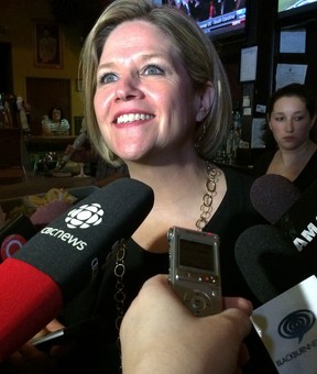 - NDP Leader Andrea  Horwath arrived at Brews and Cues grill in West Windsor Thursday May 8, 2014. (Julie Kotsis/The Windsor Star)