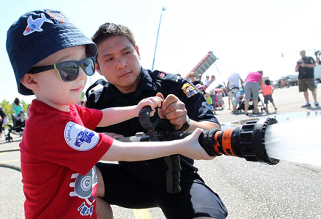 Photos 4th annual Meet A Machine Windsor Star