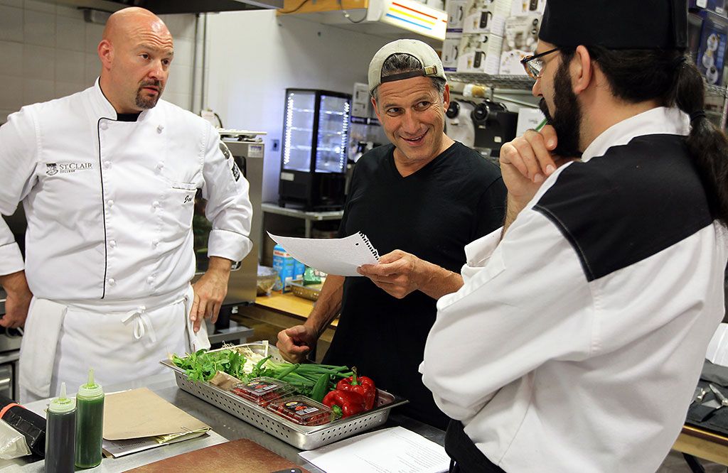 Video: Celebrity Chef Bob Blumer Visits Windsor | Toronto Sun