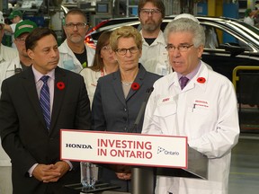 (From left to right) Brad Duguid, Ontario Minister of Economic Development, Employment and Infrastructure, Kathleen Wynne, Premier of Ontario and Jerry Chenkin, President and CEO, Honda Canada Inc., today announced an investment of $857 million to make the Honda Canada’s Alliston plant one of the most innovative in North America.