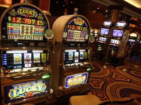 Slot machines at Caesars Windsor on Wed. April 29, 2009. (NICK BRANCACCIO)