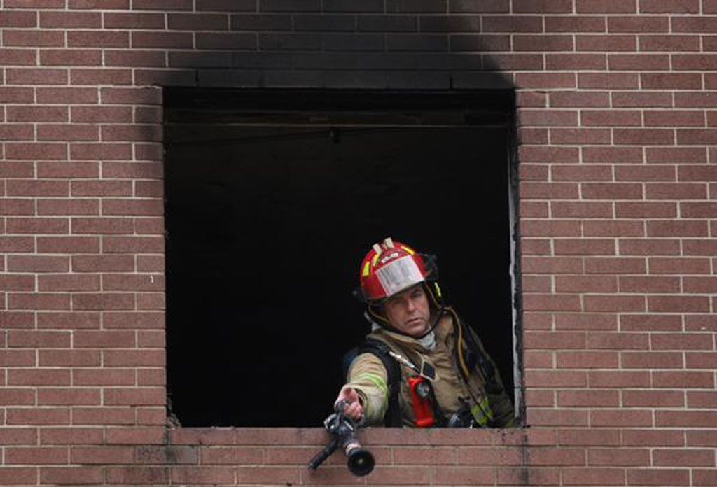 Glengarry Avenue apartment fire causes extensive damage Windsor Star