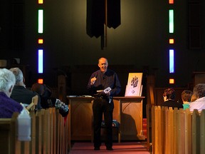 Files: Rev. Colin Pearce leads the Good Friday service at St. Barnabas Church in Windsor on Friday, April 2, 2010.         (TYLER BROWNBRIDGE / The Windsor Star)