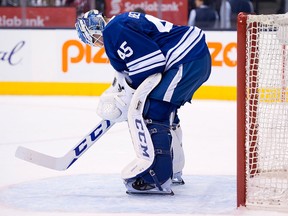 Toronto Maple Leafs goaltender Jonathan Bernier hangs his head during third period NHL action against the Arizona Coyotes in Toronto on Friday January 29, 2015. (THE CANADIAN PRESS/Frank Gunn)