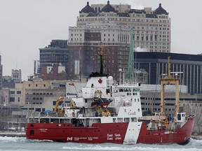 The Canadian Coast Guard icebreaker Griffon makes its way down the Detroit river near Windssor, ON. on Thursday, Jan. 8, 2015. (DAN JANISSE/The Windsor Star)
