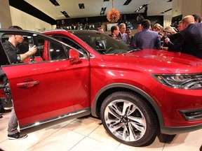 The 2015 Lincoln MKX is unveiled at the North American International Auto Show in Detroit, MI. on Tuesday, Jan. 13, 2015.  (DAN JANISSE/The Windsor Star)