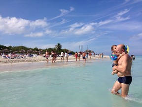 More than one third of the tourists that Cuba welcomes every year are from Canada. This is especially true in the posh resorts of Varadero, where Canadians crowd the swimming pools and the white sand beaches. The narrow peninsula to the east of Havana receives direct flights from Alberta, Saskatchewan, Ontario and Quebec.