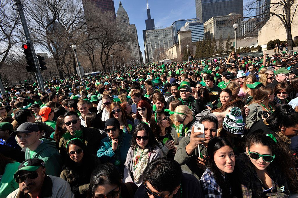 Crowds gather to watch St. Patrick's Day Parade in Toronto