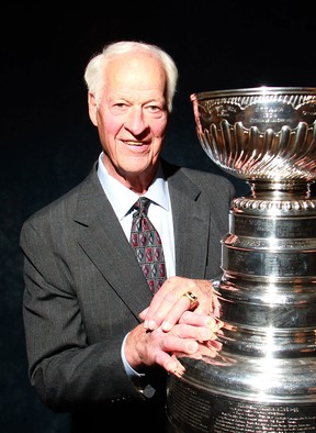 Gordie Howe named parade marshal for this year's Winterfest
