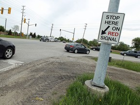 The intersection of Lauzon Parkway and County Road 42 is seen in Windsor on Thursday, May 21, 2015.              (TYLER BROWNBRIDGE/The Windsor Star)