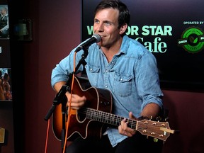 Eric Ethridge performs in the Windsor Star News Cafe on Tuesday, July 28, 2015. (DYLAN KRISTY/The Windsor Star)