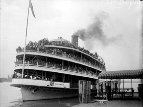 The  Boblo boat SS Columbia arrives with passengers at Boblo Island in 1920.