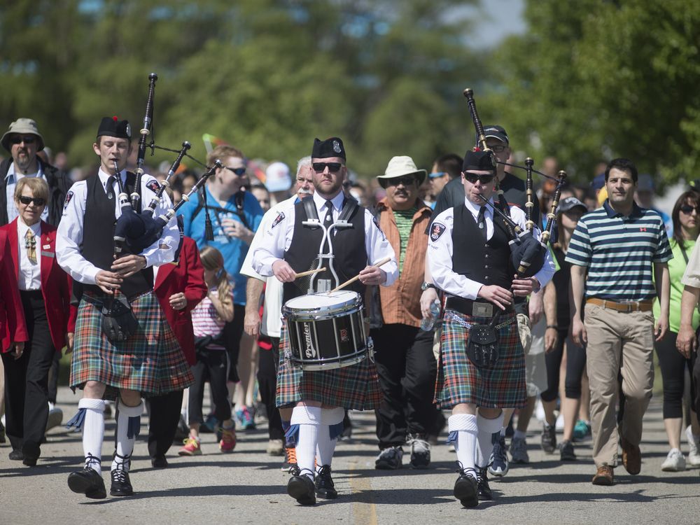 Hundreds join mayor in annual Riverfront Walk Windsor Star