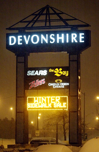 Jan. 23, 2004: The new Devonshire Mall sign